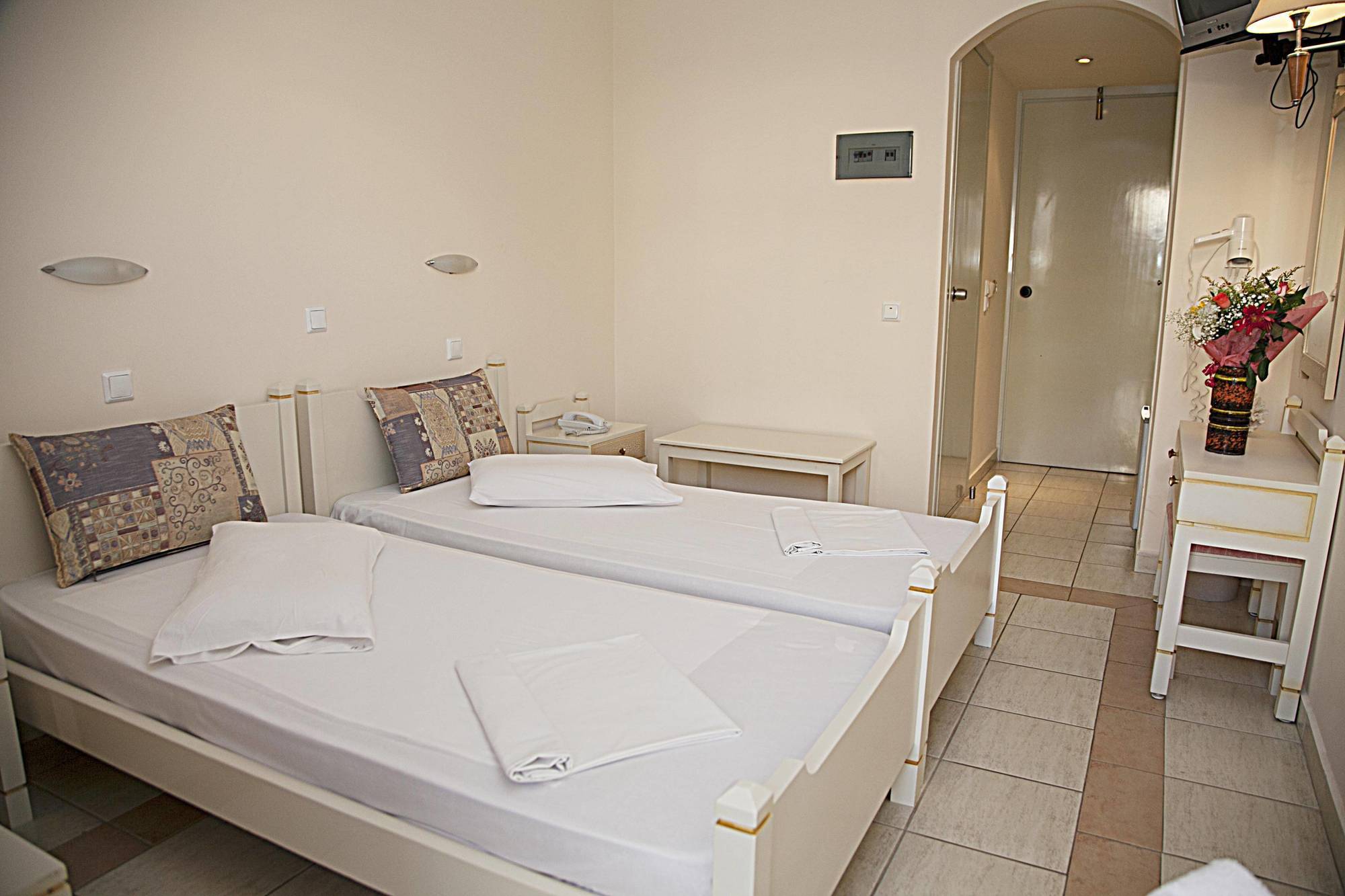 Theonia Hotel Kos By Eksteriør billede